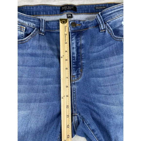 Judy Blue Women's Jeans 1XL Distressed Straight Fit Blue Raw Hem High Rise - Picture 3 of 9